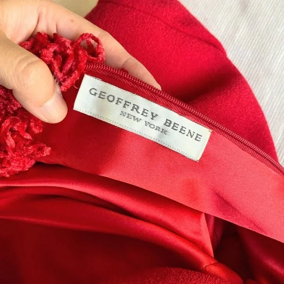 Vintage 1980s 1990s Geoffrey Beene Red Dress w Chenile fringe collar sleeve hems - Picture 5 of 10